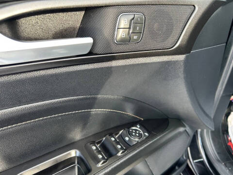 2020 Ford Fusion Titanium