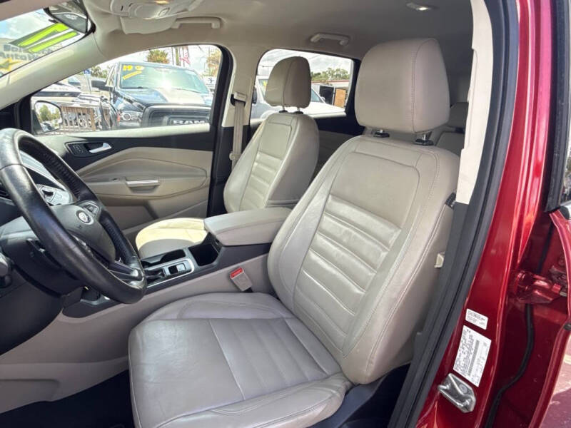 2017 Ford Escape SE