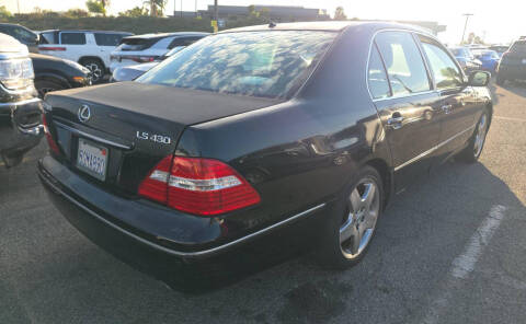 2004 Lexus LS 430