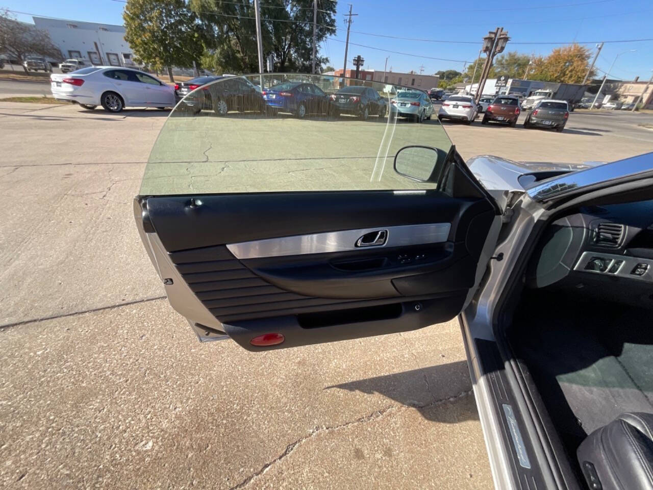 2004 Ford Thunderbird for sale at Auto Connection in Waterloo, IA