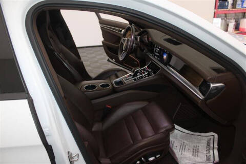 2018 Porsche Panamera