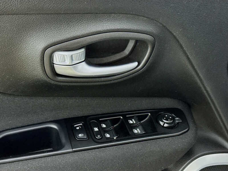 2021 Jeep Renegade Islander