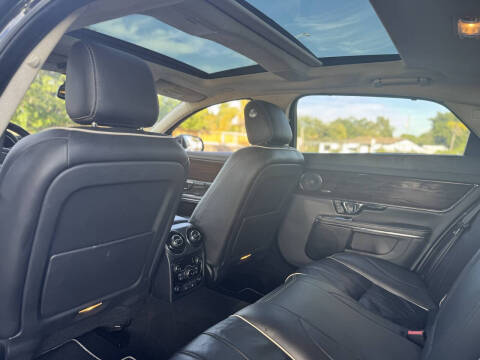 2014 Jaguar XJL Portfolio