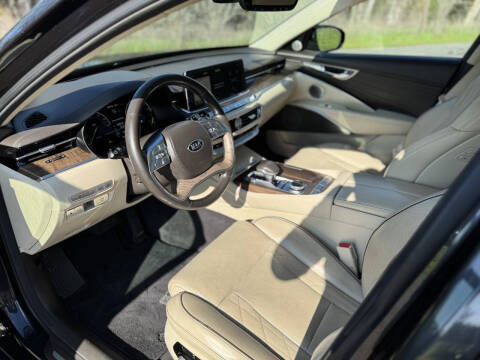 2019 Kia K900 Luxury
