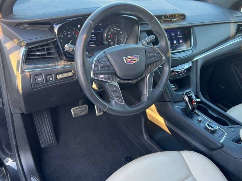 2020 Cadillac XT5 Sport