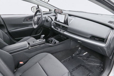 2025 Toyota Prius LE