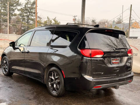 2020 Chrysler Pacifica