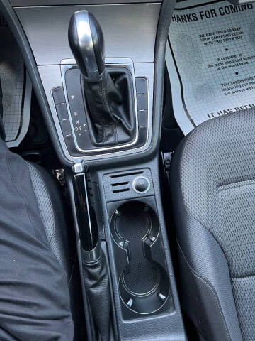 2016 Volkswagen Golf SportWagen TSI S