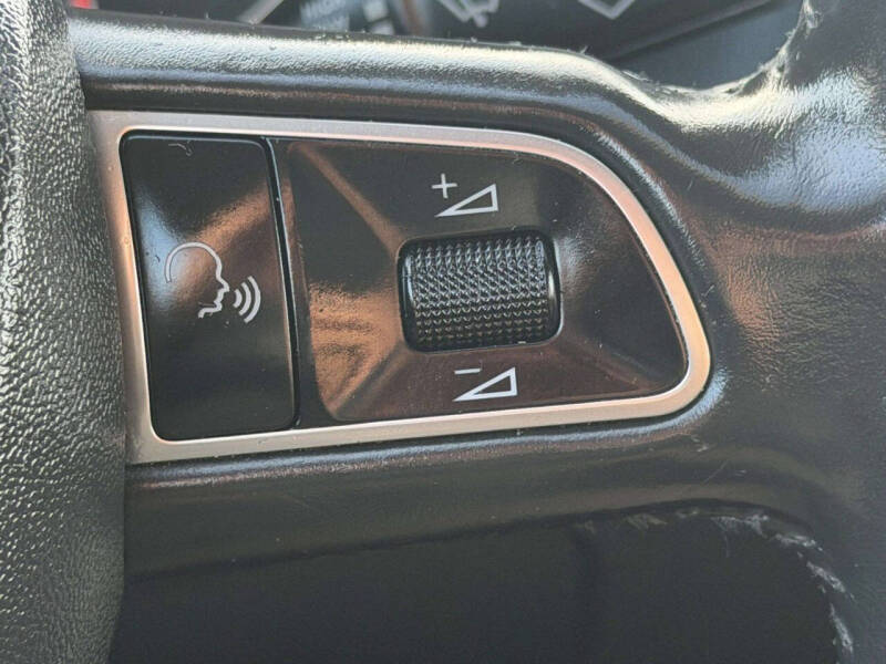 2011 Audi Q5 3.2 quattro Premium Plus