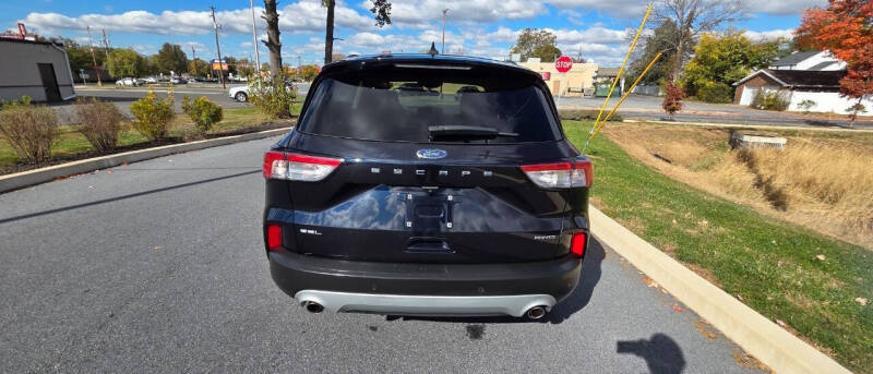 2021 Ford Escape SEL