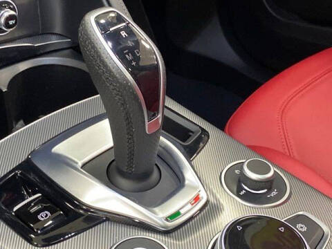 2024 Alfa Romeo Stelvio Ti