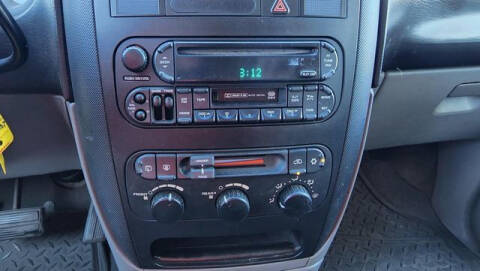 2005 Dodge Grand Caravan SE