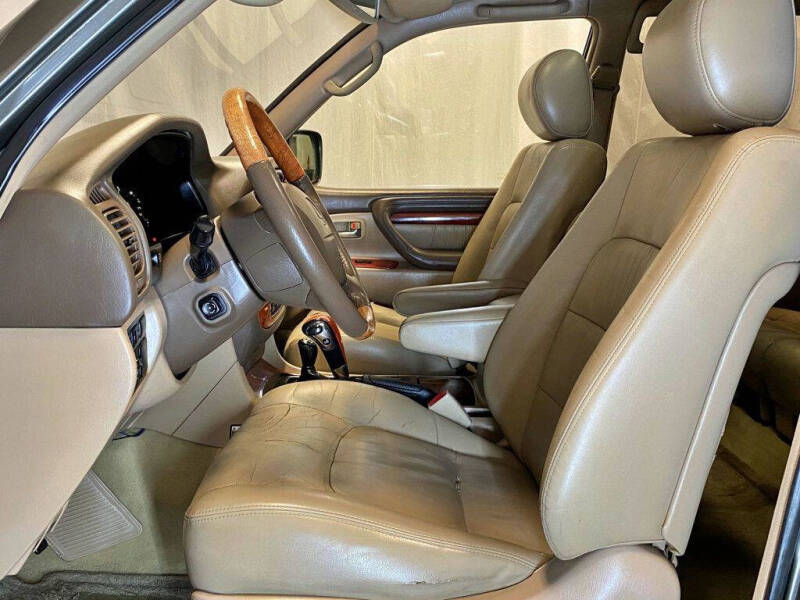 2000 Lexus LX 470
