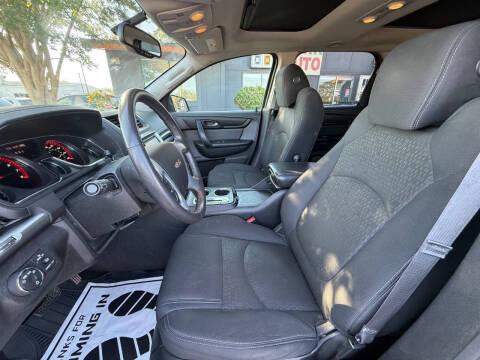 2015 GMC Acadia SLE-2