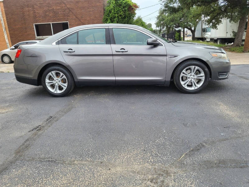 2013 Ford Taurus SEL