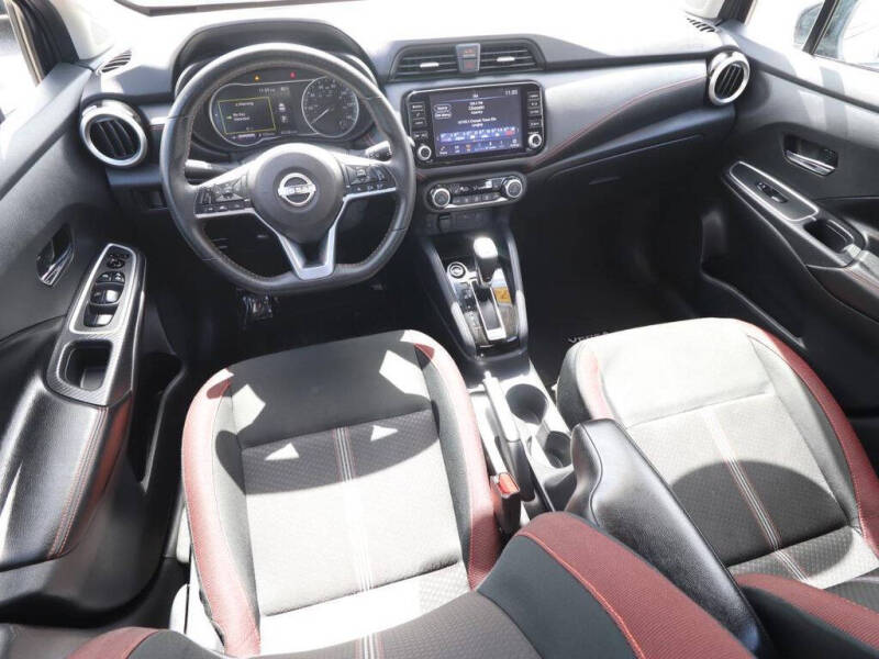 2024 Nissan Versa SR