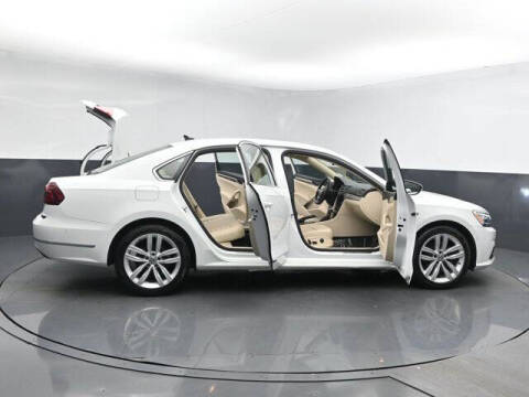 2018 Volkswagen Passat 2.0T SEL Premium