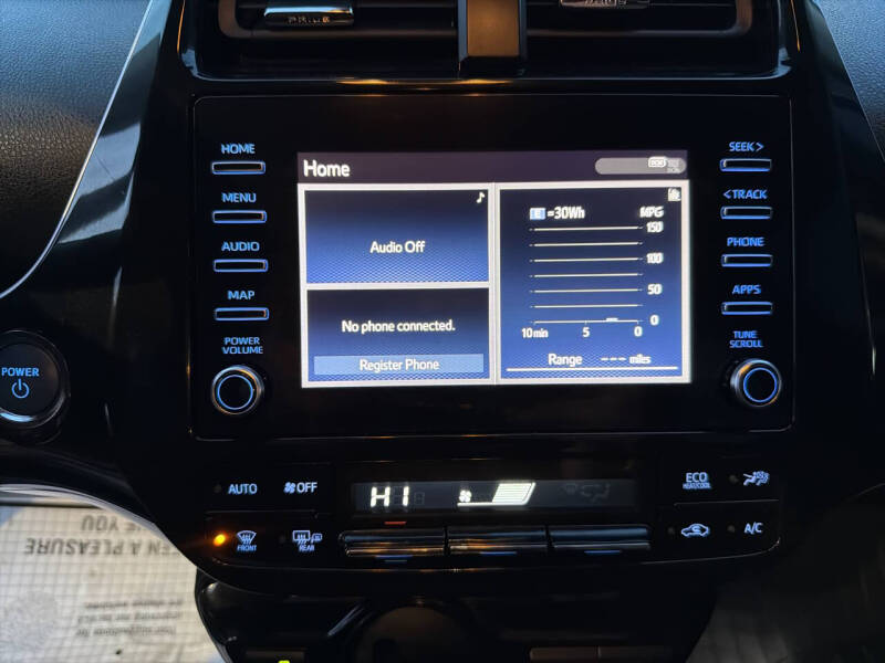 2020 Toyota Prius XLE