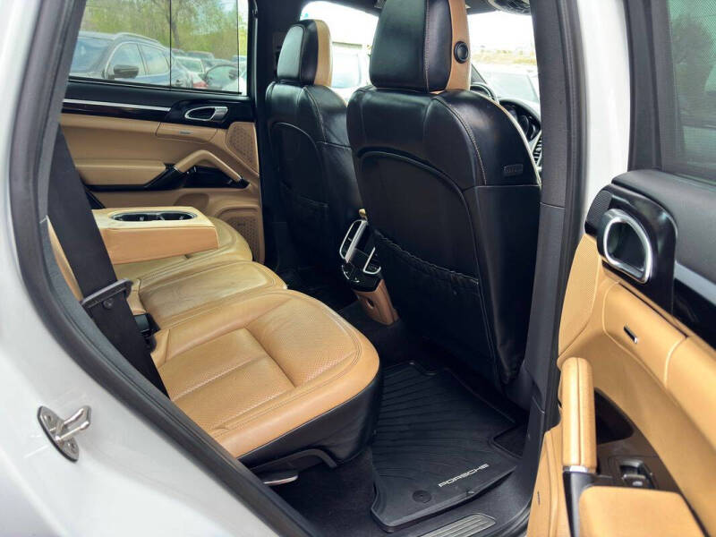 2017 Porsche Cayenne S
