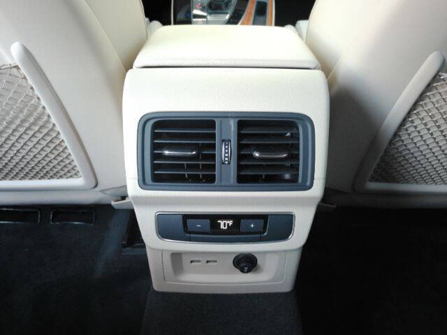 2024 Audi Q5 e quattro S line Prem Pl 55 TFSI