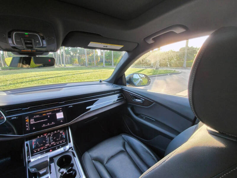 2019 Audi Q8 quattro Prestige 55 TFSI