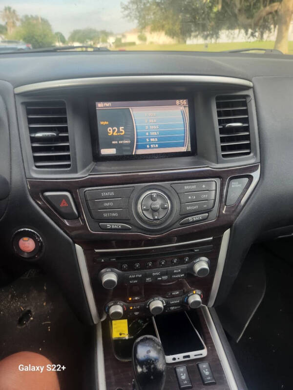 2013 Nissan Pathfinder SL