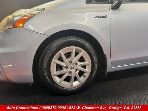 2013 Toyota Prius v Three