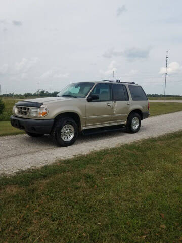 1999 Ford Explorer for sale at WESTSIDE GARAGE LLC in Keokuk IA