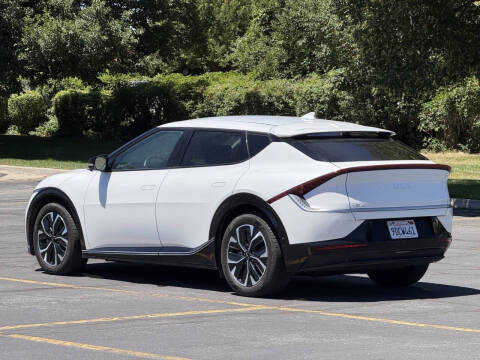 2022 Kia EV6 Wind