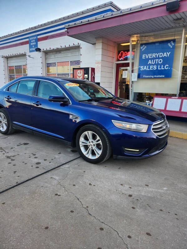 2015 Ford Taurus SEL