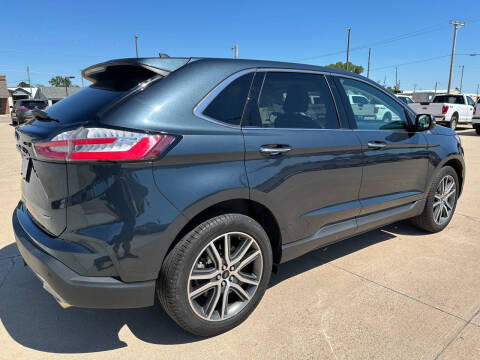 2024 Ford Edge Titanium