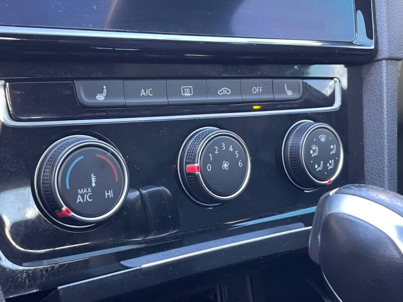 2021 Volkswagen Golf GTI