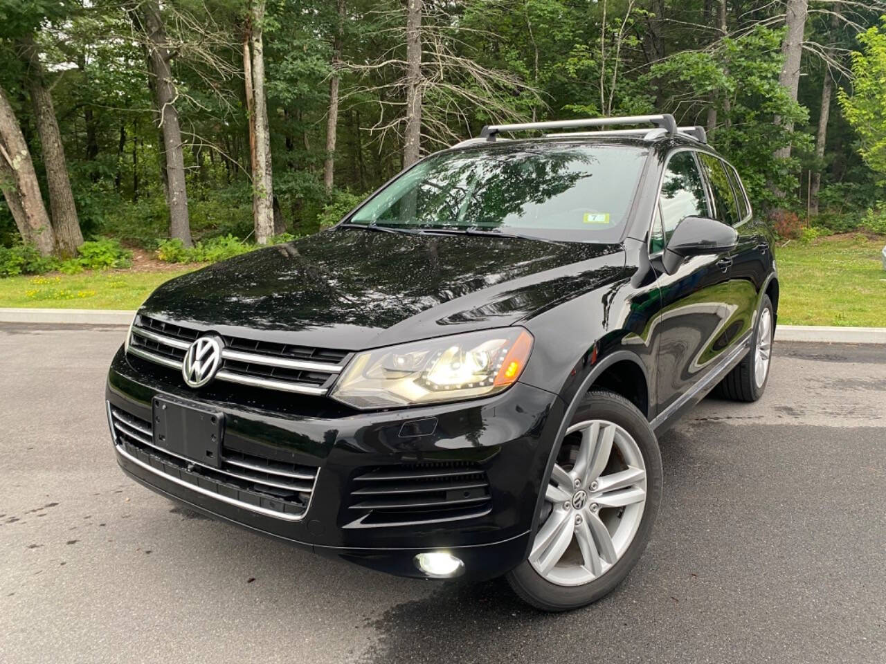 2014 Volkswagen Touareg for sale at WRIGHT MOTOR GROUP in Derry, NH