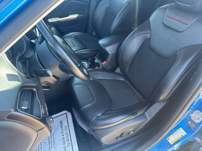 2021 Jeep Cherokee Trailhawk
