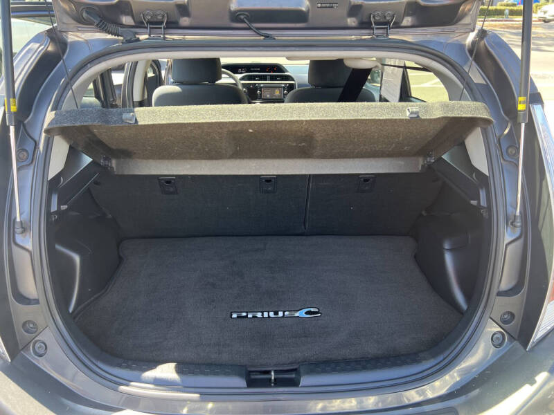 2016 Toyota Prius c