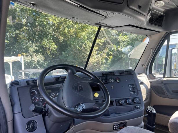 2015 Freightliner Cascadia