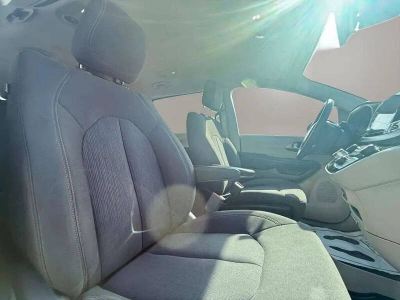 2017 Chrysler Pacifica Touring