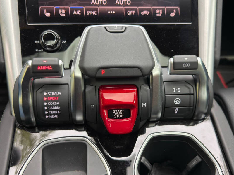 2020 Lamborghini Urus