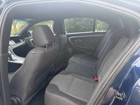 2016 Ford Taurus SEL