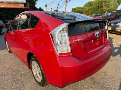 2010 Toyota Prius III