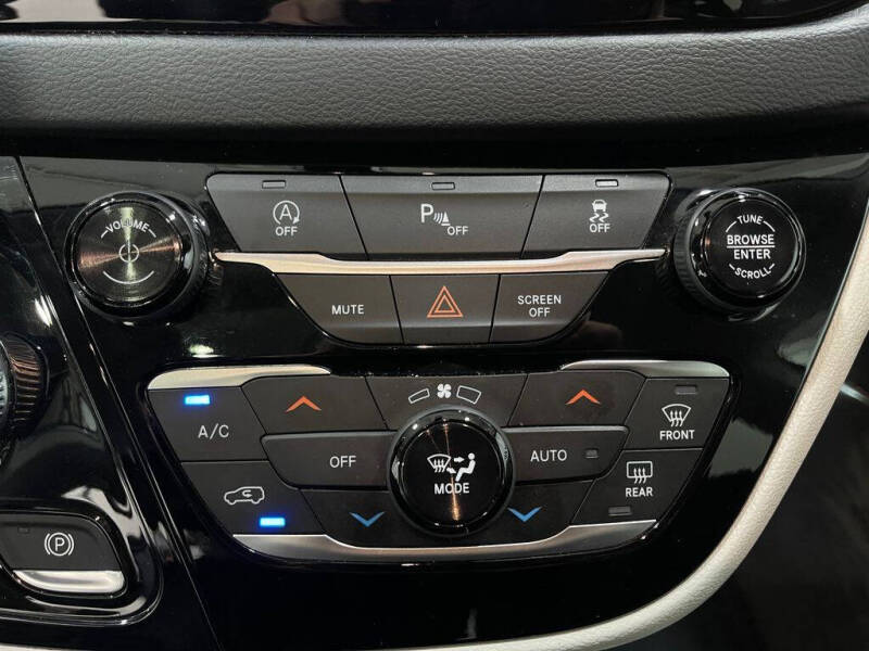 2018 Chrysler Pacifica Touring L Plus