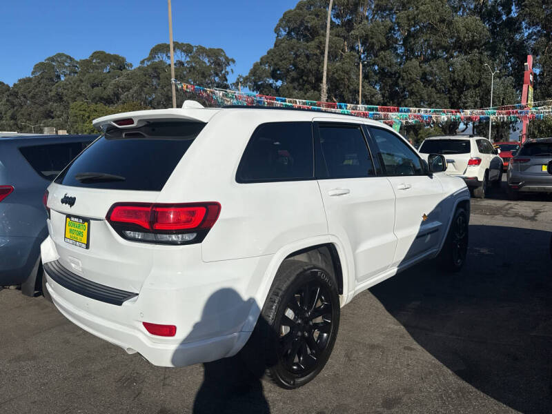 2019 Jeep Grand Cherokee Altitude