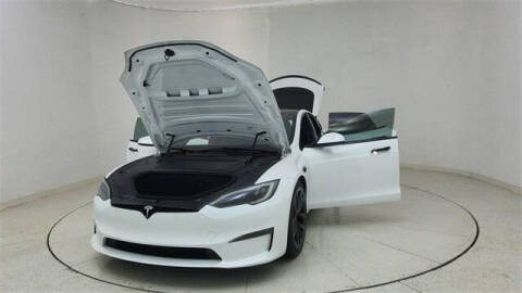 2023 Tesla Model S Plaid