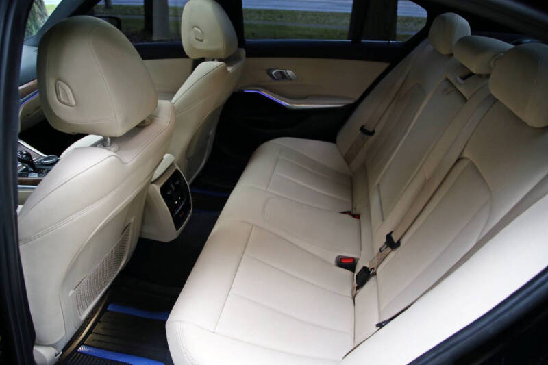 2021 BMW 3 Series 330i