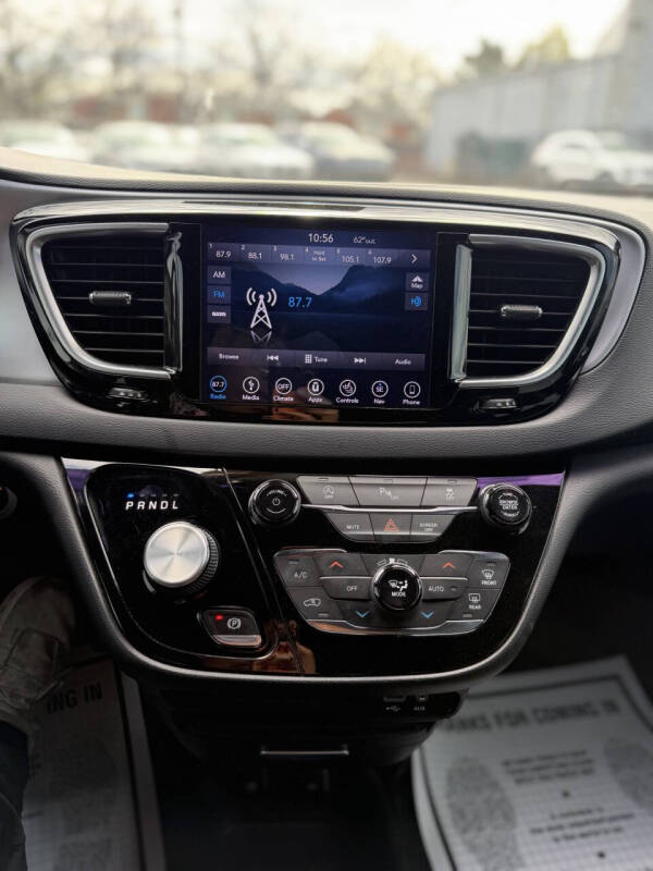 2019 Chrysler Pacifica Touring Plus