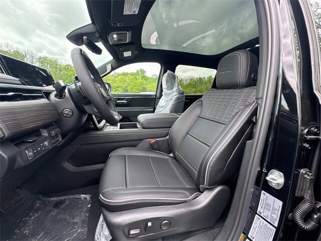 2025 GMC Sierra EV Denali