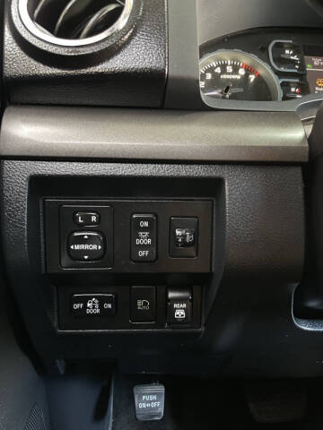 2019 Toyota Tundra SR5