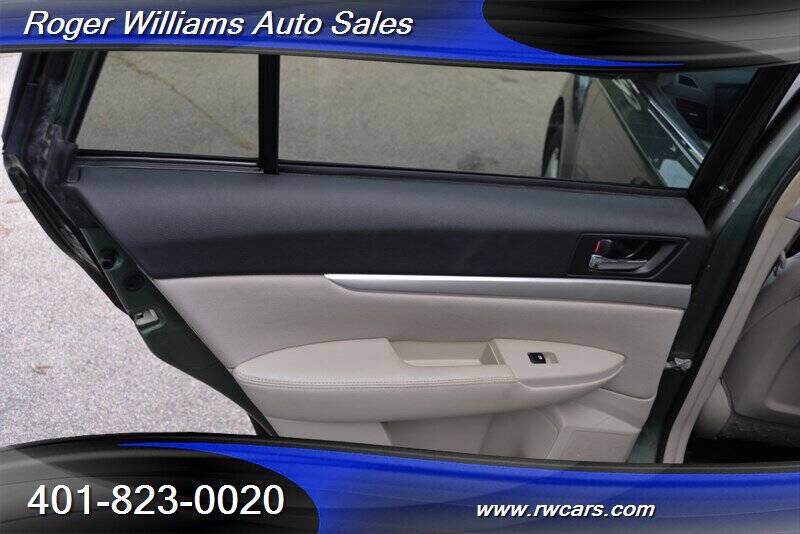 2013 Subaru Outback 2.5i Premium