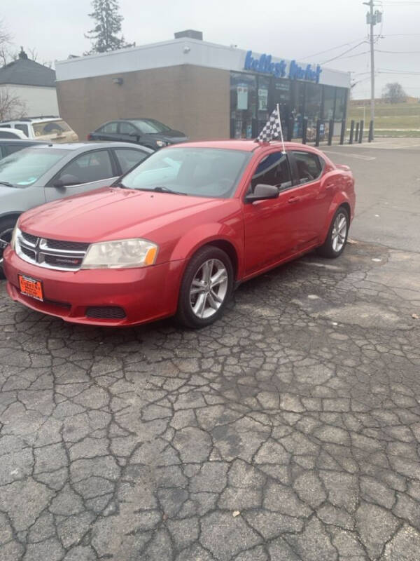 2013 Dodge Avenger for sale at Knowlton Motors, Inc. in Freeport IL