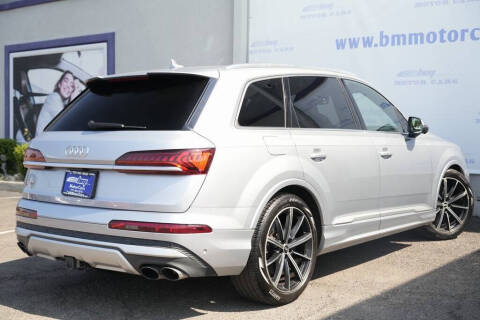 2022 Audi SQ7 4.0T quattro Premium Plus